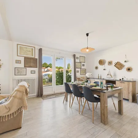 800 M De La - Maison Pour 6 Avec Jardin 펜션